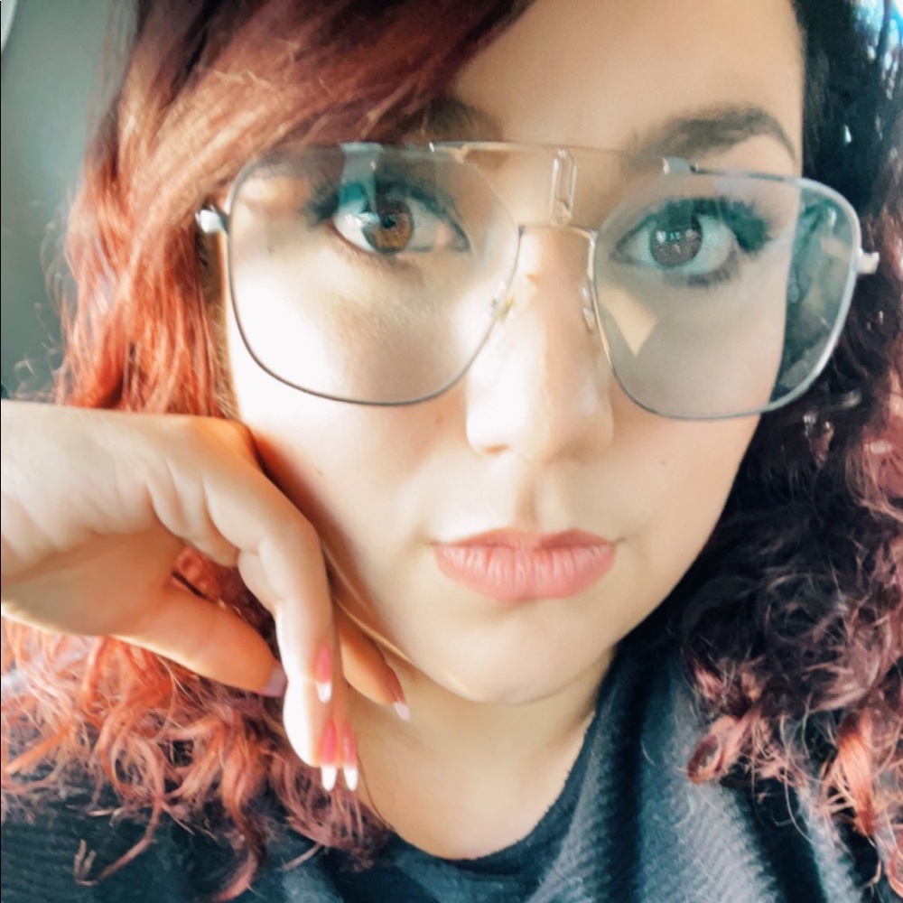 Meet your Posher, Dreea